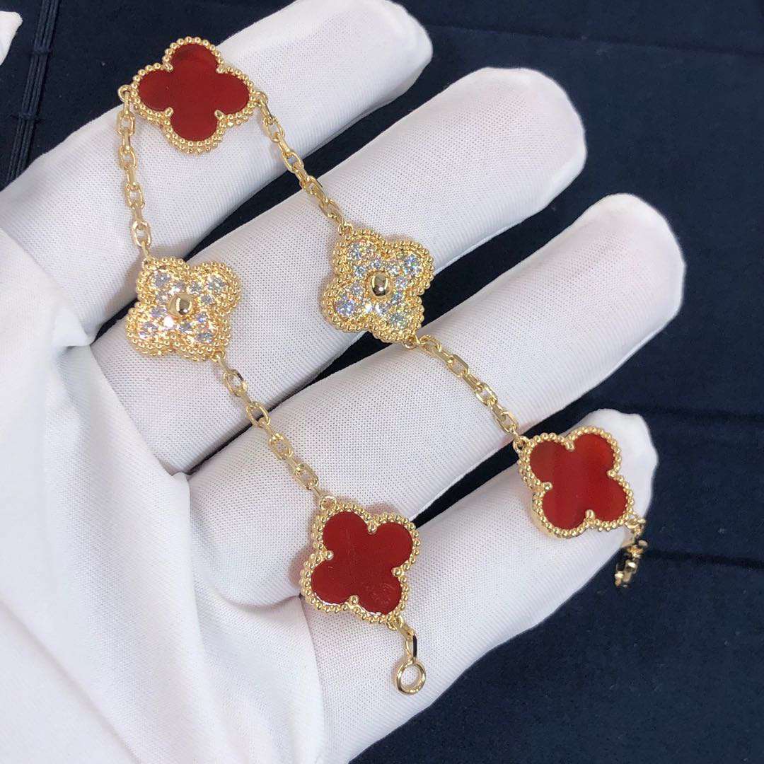 Van Cleef&Arpels Alhambra 5 motifs Bracelet 18K Yellow Gold Red Carnelian Between With Diamonds VCARO