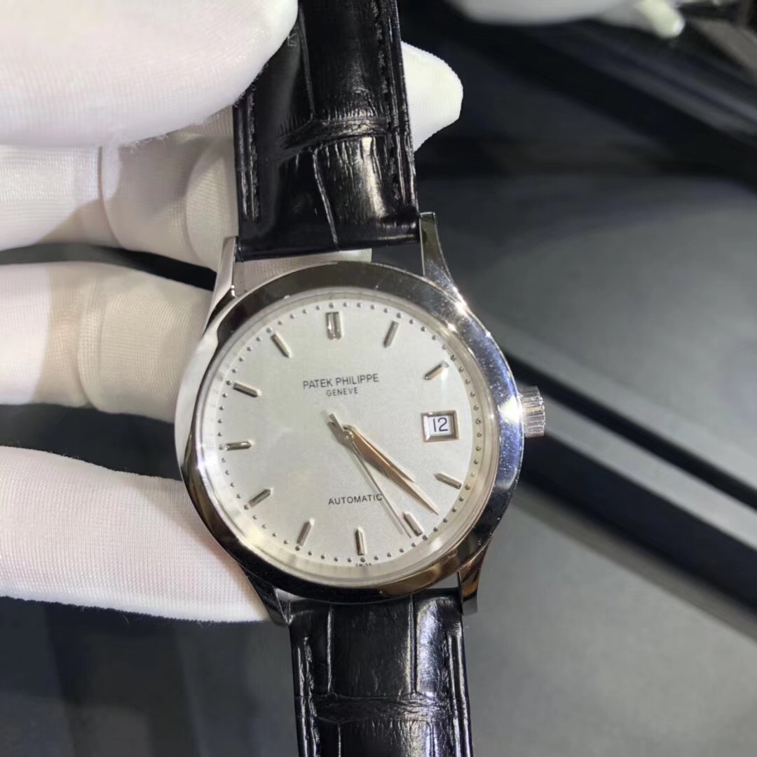 Patek Philippe 18k Gold Watch 5296R-010